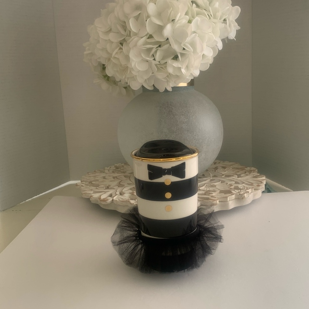 Starbucks Black & White tutu collectors 12oz Alice & Olivia Travelers Mug